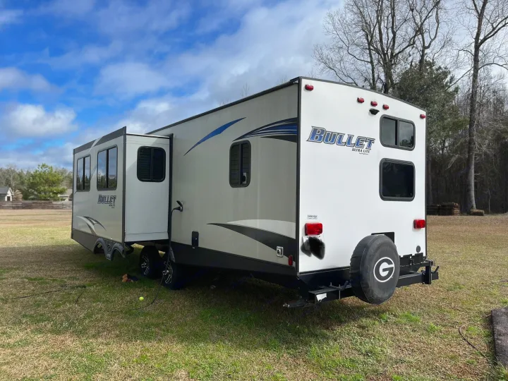Keystone RV Bullet Ultra Lite 2019