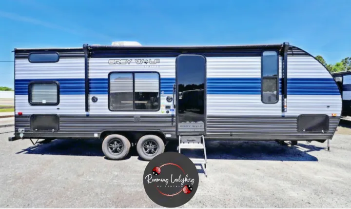 Your next adventure awaits! Rent this modern grey & blue travel trailer, perfect for a memorable RV rental experience.. Forest River Cherokee Grey Wolf 2022