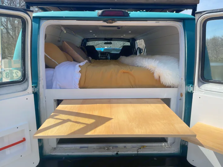 Photos 2003 Dodge Ram 3500 Camper van Rental in fairborn, OH - Main Image