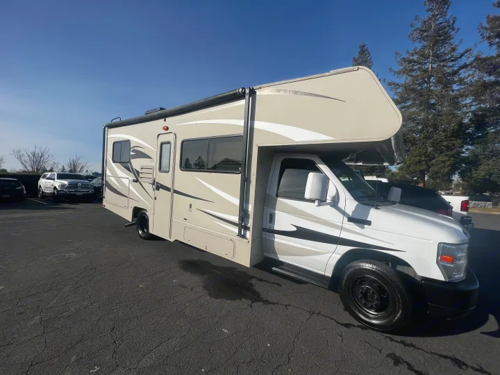 Coachman Leprechaun CB230 2015