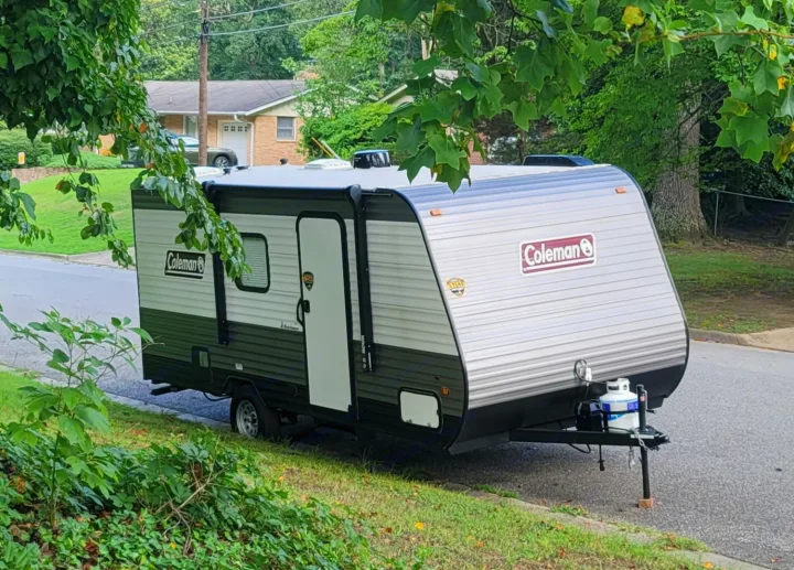 Dutchmen Coleman Lantern LT 2022