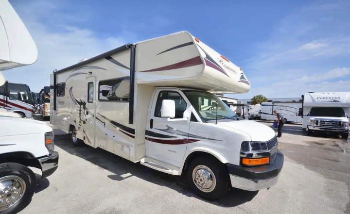 Coachmen Freelander 2015