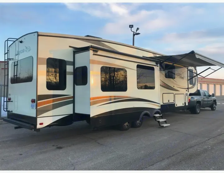Jayco North Point 2016