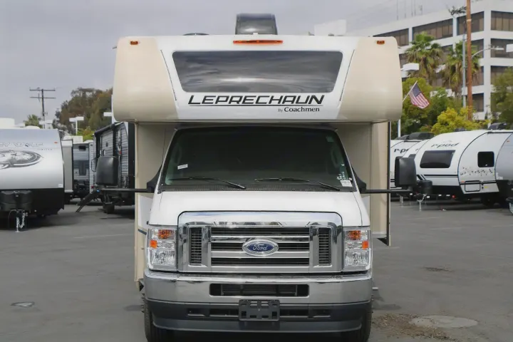 Coachmen Leprechaun 2022