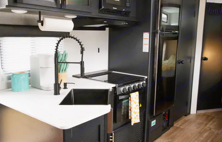Convenient keurig with coffee k-cups are included for your coffee!  Hot chocolate is also included for a warm beverage.. Forest River Cherokee Grey Wolf 2022