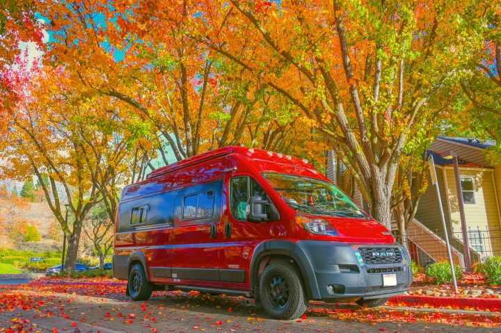 Winnebago Solis 2021