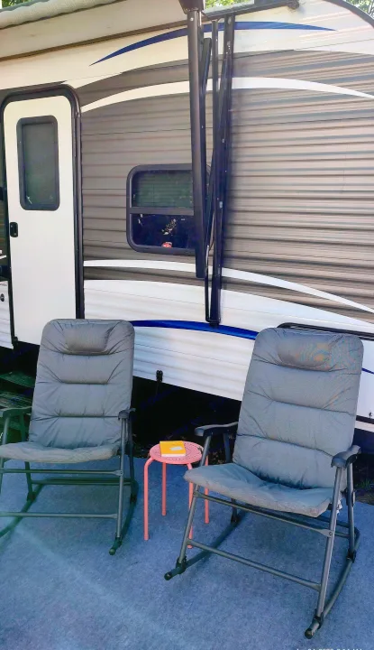 Rocking chairs, side table and exterior rug included with rental. Aspen Trail Aspen Trail Trailer 2018