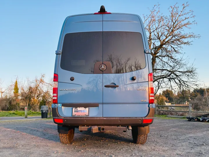 Photos | 2017 Mercedes-Benz 4x4 Sprinter Class C in West Linn, OR ...