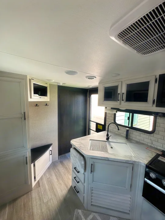 Jayco Jay Feather 2022