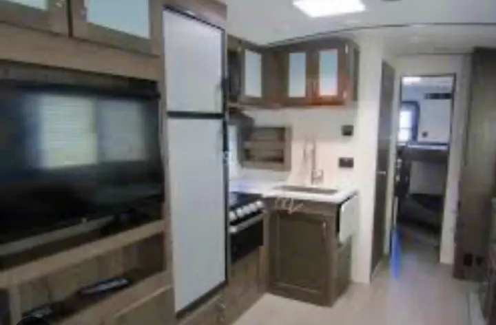 Indoor kitchen. Keystone Passport 2021