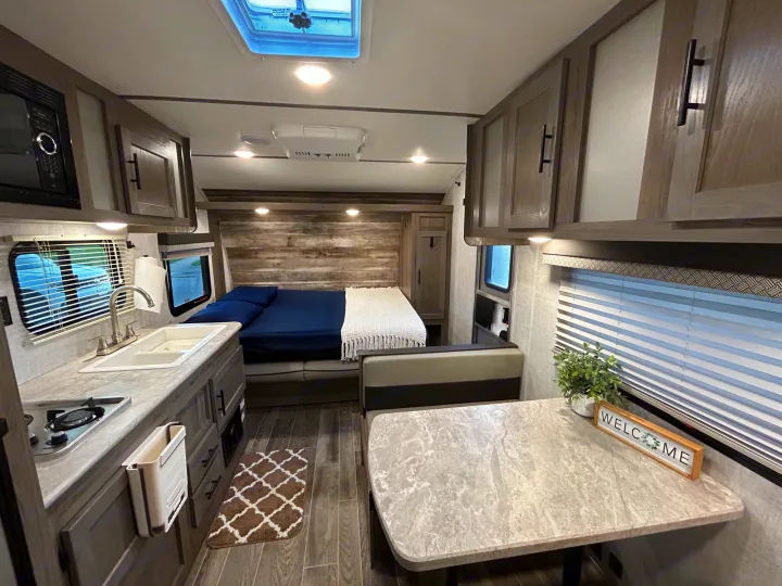 Gulf Stream Enlighten 19BH 2022