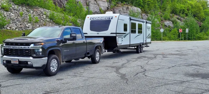 Full unit being towed across the mountains. KZ CONNECT SE 2021