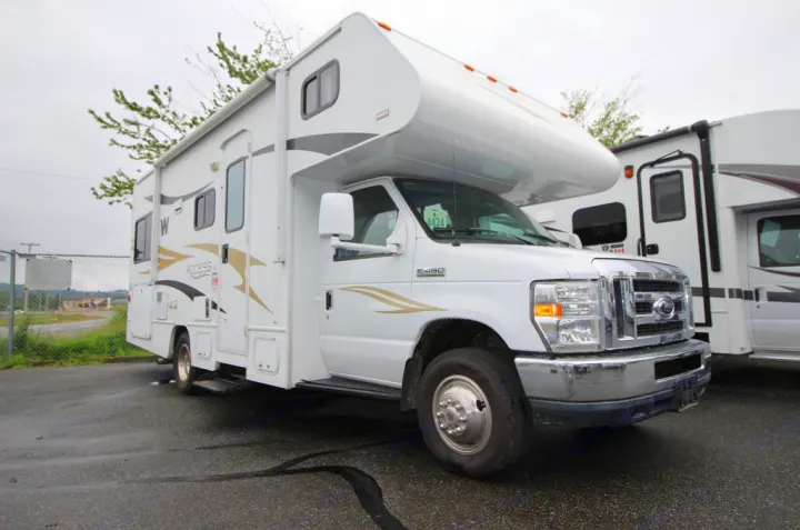 Spacious white Class C RV, an excellent rv rental for your next adventure. Travel in comfort.. Winnebago Access 2011