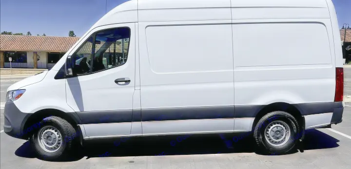 Side view of a clean, white cargo van, ideal for an RV rental conversion or commercial transport.. Mercedes-Benz Sprinter 2021