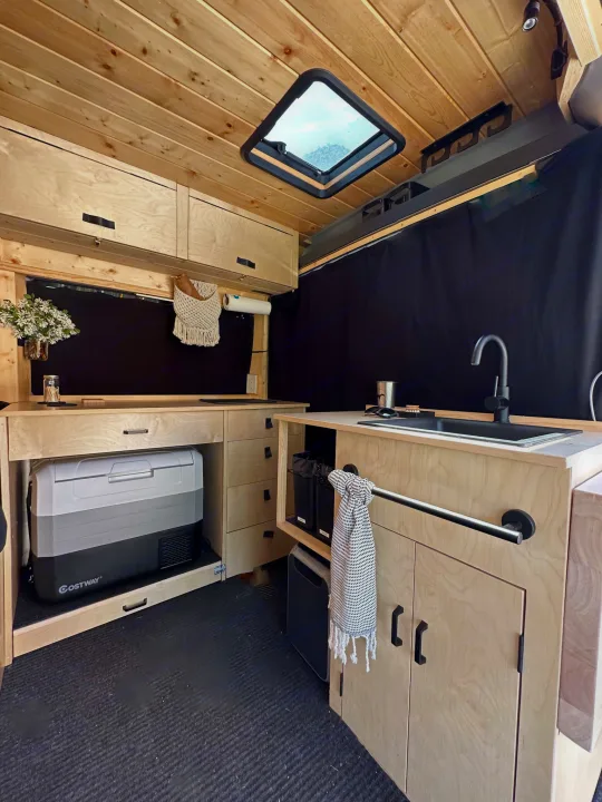 Dodge ProMaster High Roof 2500 159"wheelbase 2021