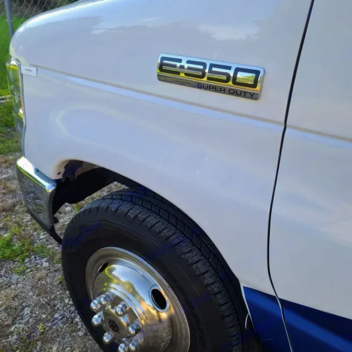 E350 on the 24F Chateau. Thor Motor Coach Chateau 2019