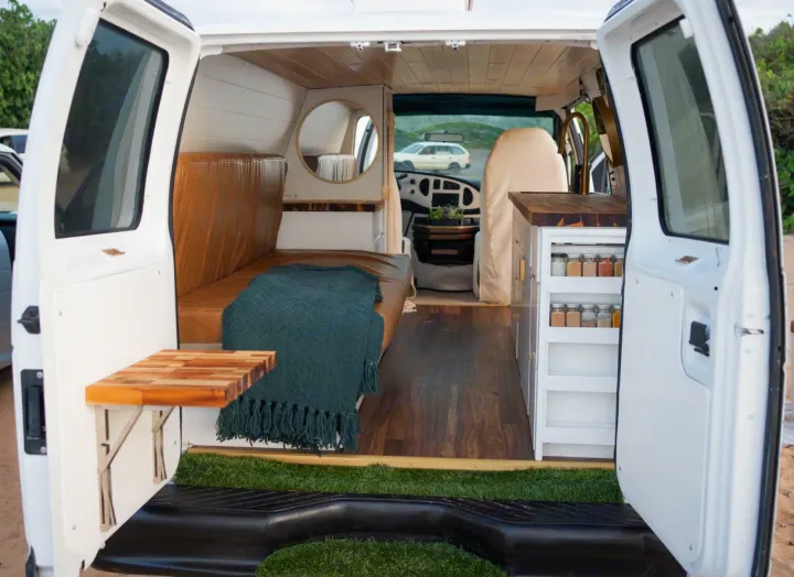 Ford Econoline 2006