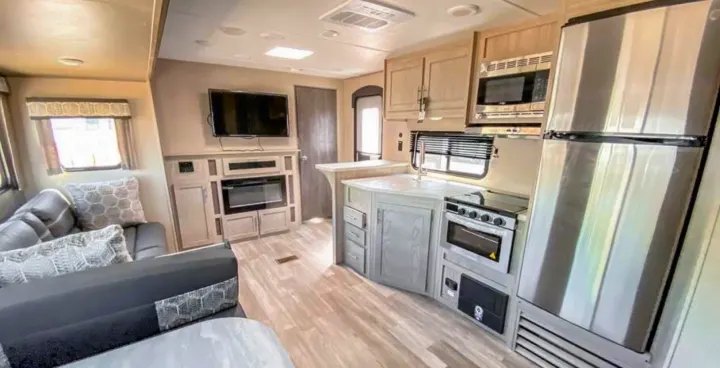 Coachmen Catalina legacy 243RBS 2021