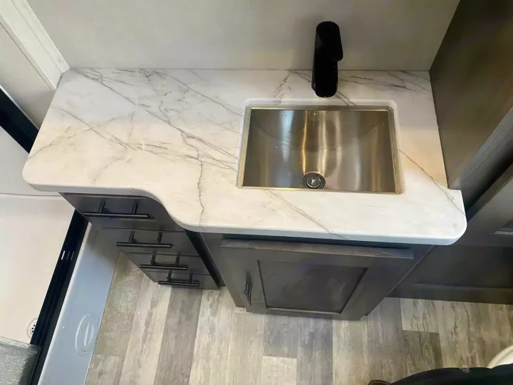 Wash your Hands 😊🚻🤝🏻. Forest River FR3 2022