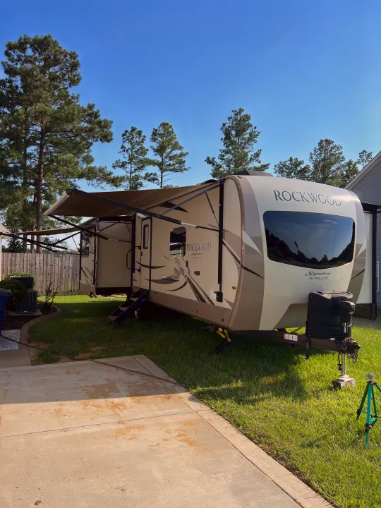 Forest River Rockwood Signature Ultra Lite 2018