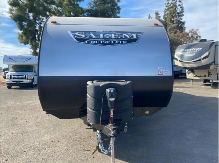 Front view of a Forest River Salem Cruise Lite travel trailer, an excellent RV rental option.. Forest River Salem 2022