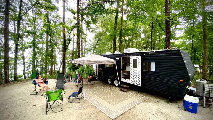 Coachmen Prowler 2003
