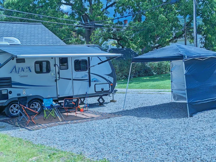 Coachmen Apex 2014