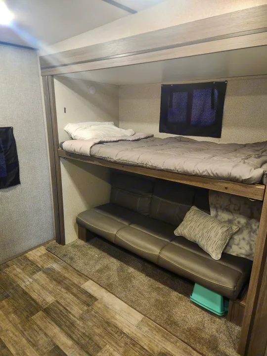 Crossroads RV Volante 2022