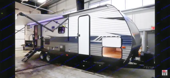 Crossroads RV Zinger 2019