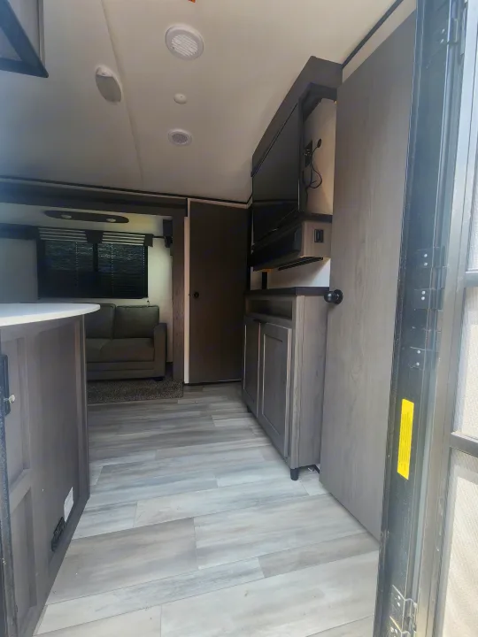 Walking into trailer.. Cruiser RV MPG Ultra Lite 2021