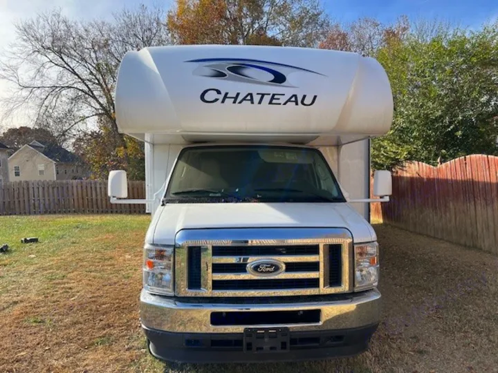 Front view of a white Thor Chateau RV rental. This motorhome, built on a Ford chassis, is ready for your next adventure.. Thor Chateau Victory 2022