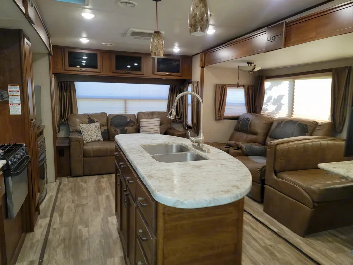 Highland Ridge RV Open Range Ultra Lite 2018
