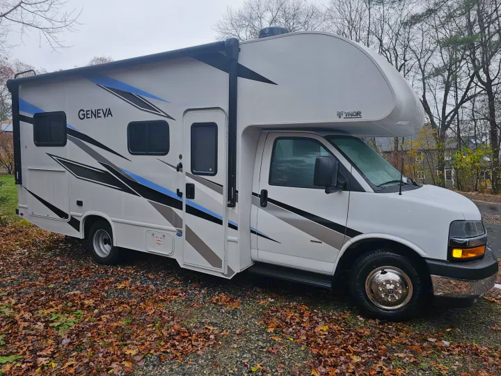 White Thor Geneva Class C RV rental, perfect for travel and outdoor adventures.. Other Other 2024