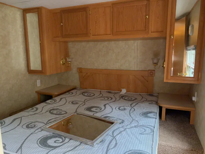 Crossroads RV Zinger 2006