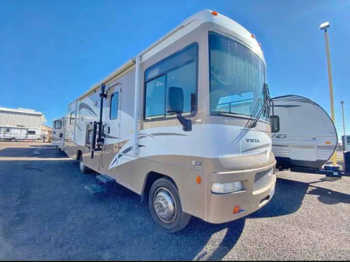 Winnebago Vista 2009