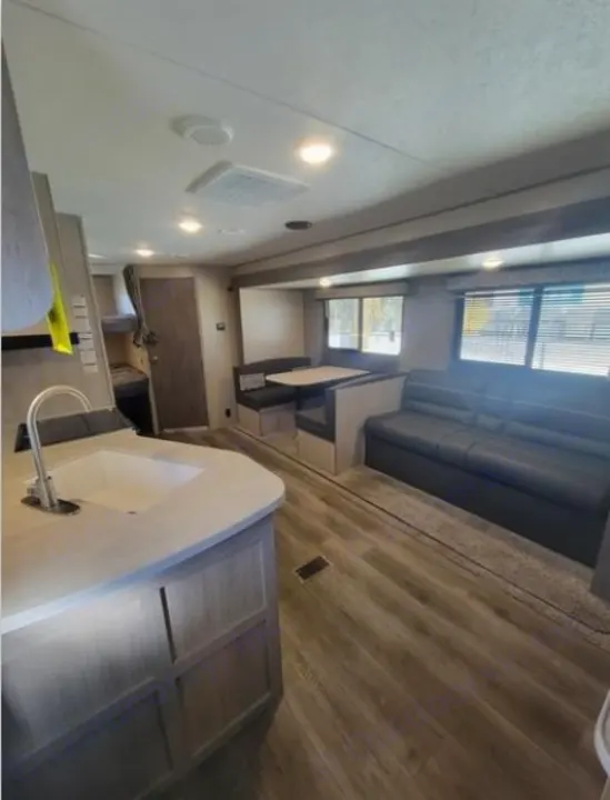 Coachmen Catalina 2022