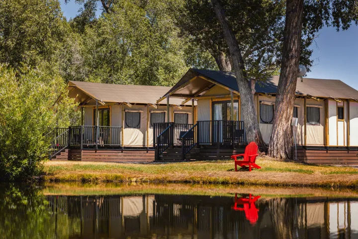 Glamping with private fishing included