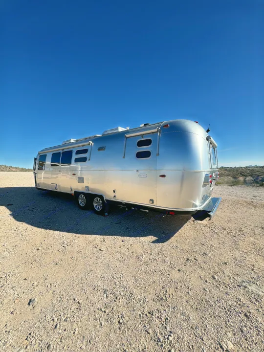Airstream Flying Cloud 2022