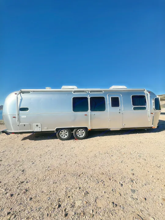 Airstream Flying Cloud 2022