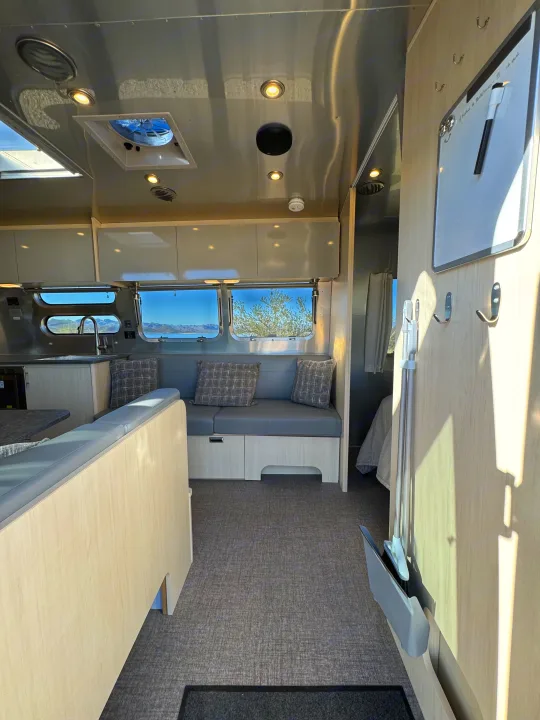 Airstream Flying Cloud 2022