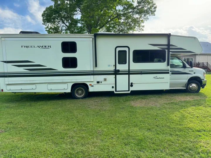 Coachmen Freelander 2021