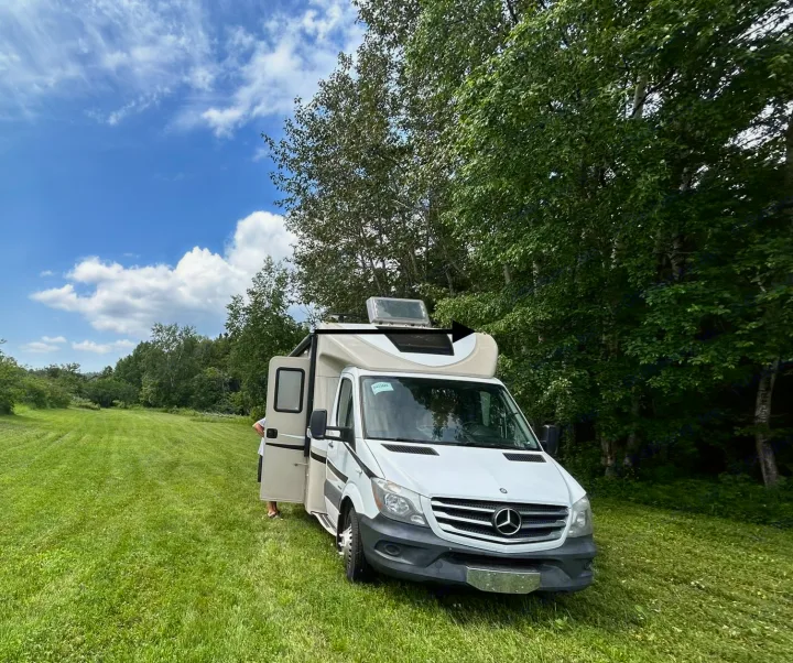 Mercedes Coachmen Prism 2015