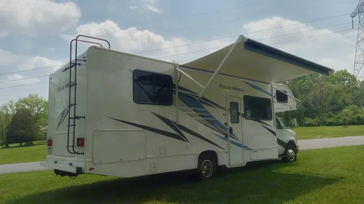 Thor Motor Coach Four Winds 2025
