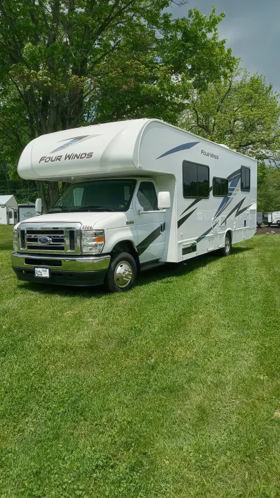 Thor Motor Coach Four Winds 2025