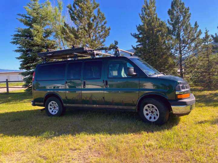 Chevrolet Chevy Express 1500 2010