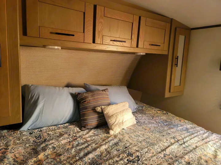 Cruiser RV Shadow Cruiser 2021