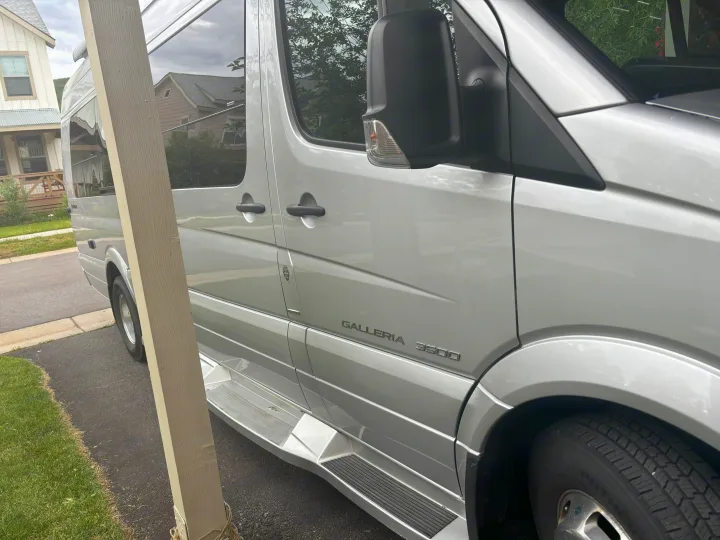 Photos 2017 Mercedes-Benz Sprinter RV Motorhome Campervan Camper