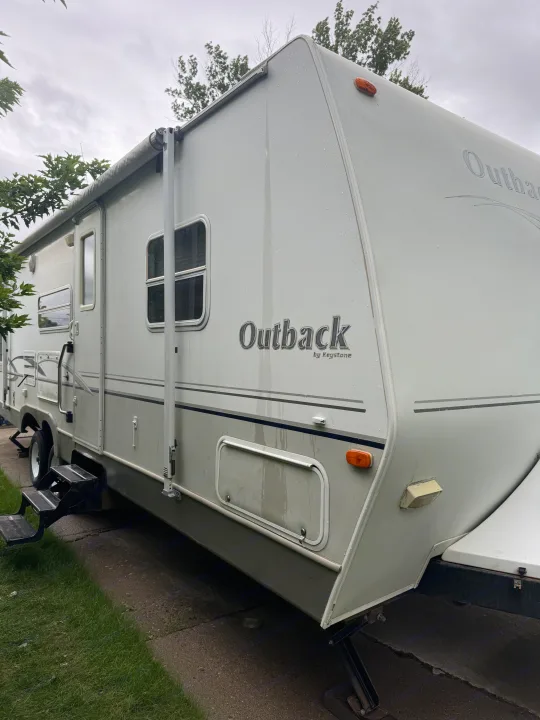 Keystone RV Outback 2005