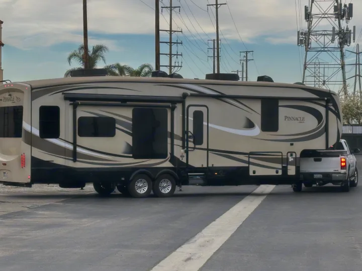 Jayco Pinnacle 2017