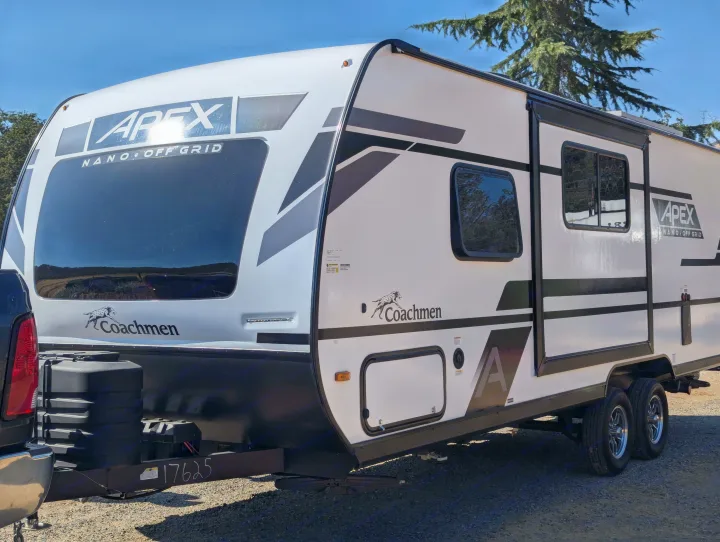 White Coachmen Apex Nano Off Grid travel trailer, ideal for your next rv rental adventure.. Coachmen Apex Nano 2024